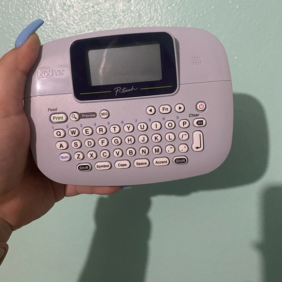 Brother P-Touch, PTM95, Handy Label Maker, 9 Type Styles, 8
Deco Mode Patterns - Picture 5 of 8